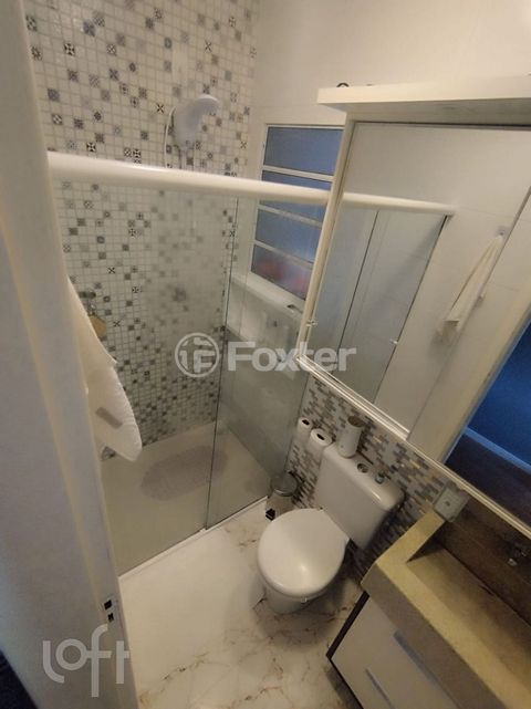 Image 7 - 877487