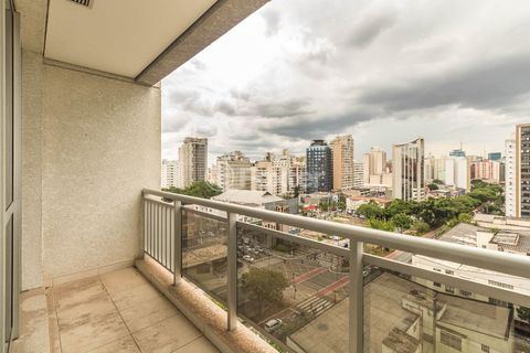 Image 4 - 877490