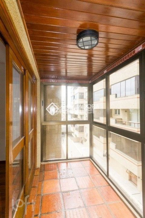 Image 3 - 877513