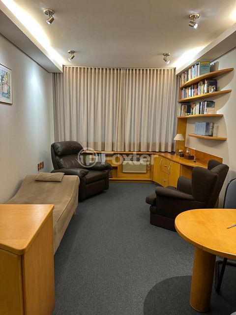 Image 2 - 877521