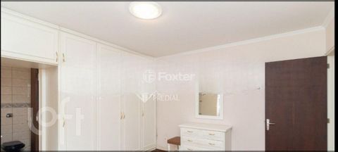 Image 8 - 877531