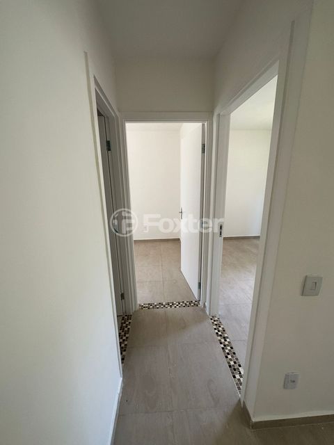 Image 3 - 877563