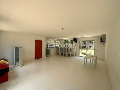 Image 11 - 877563