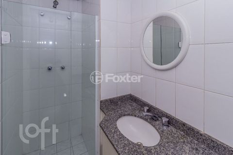 Image 6 - 877574