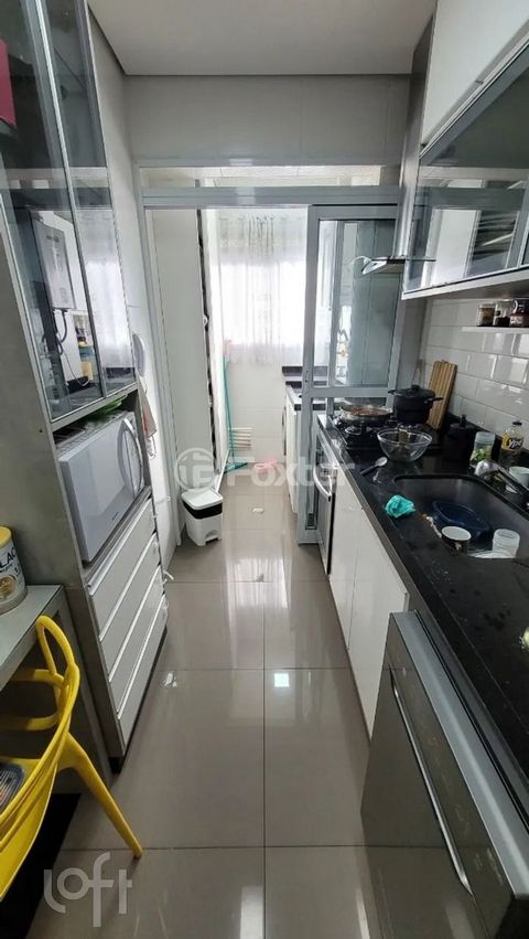 Image 0 - 877576