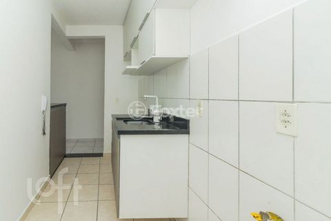 Image 10 - 877595