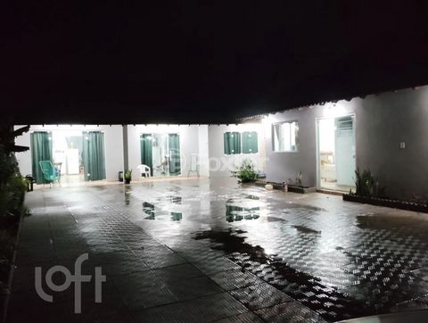 Image 10 - 877611