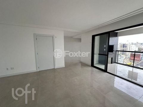 Image 4 - 877615