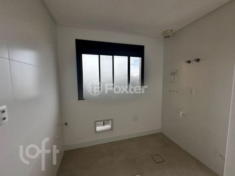 Image 7 - 877615
