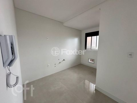 Image 8 - 877615