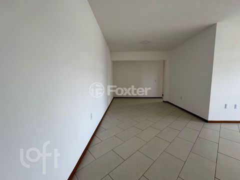 Image 9 - 877634