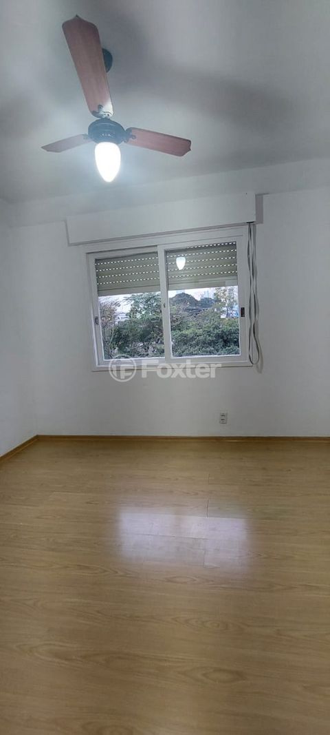 Image 7 - 877650