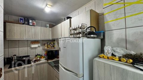 Image 9 - 877653