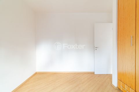 Image 17 - 877654
