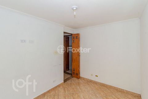 Image 10 - 877661