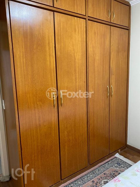 Image 7 - 877668