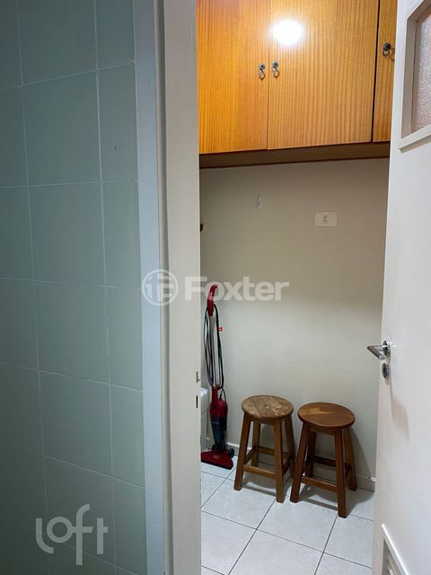 Image 3 - 877668