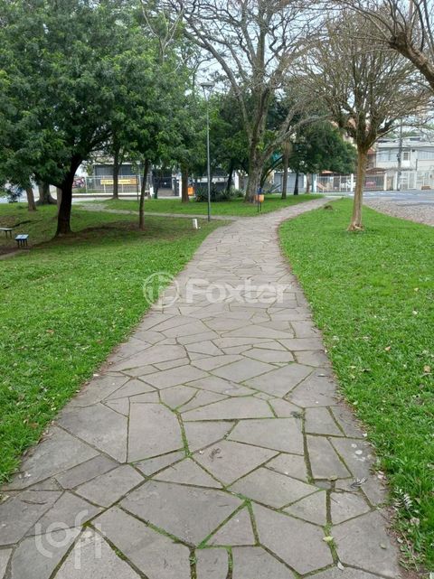 Image 7 - 877681