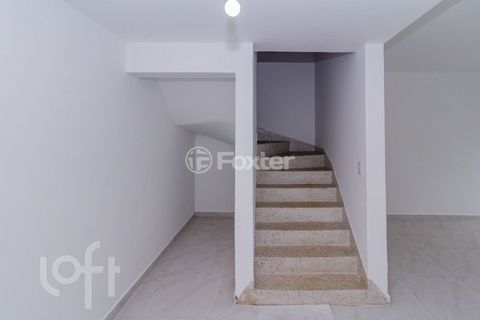 Image 10 - 877687