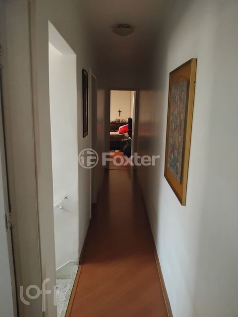 Image 1 - 877688