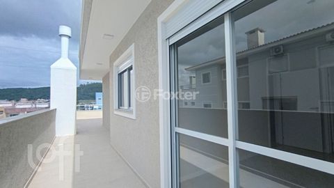 Image 6 - 877695