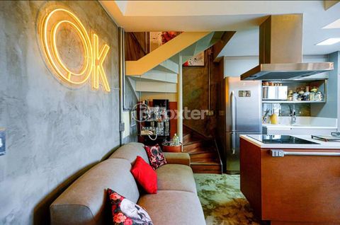 Image 7 - 877701