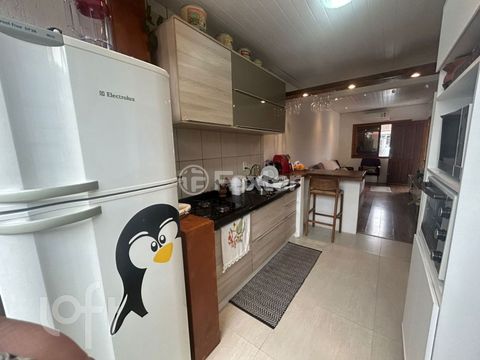 Image 4 - 877712