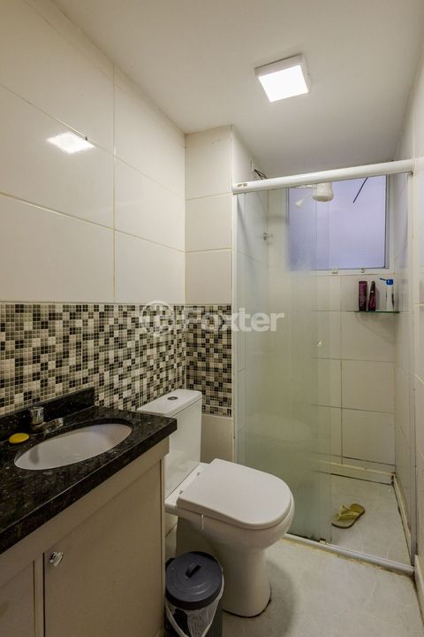 Image 9 - 877715