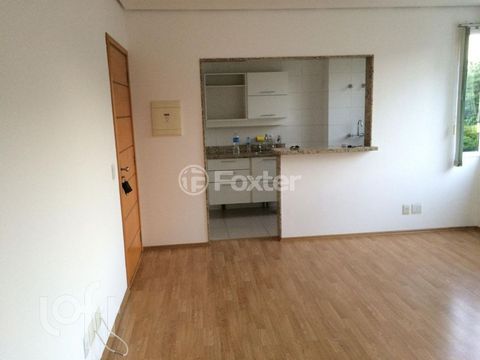 Image 5 - 877742