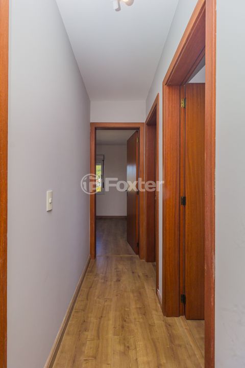 Image 6 - 877744