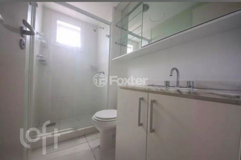 Image 7 - 877745