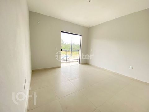 Image 6 - 877778