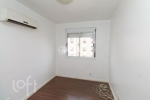 Image 9 - 877781