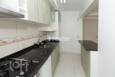 Image 8 - 877781