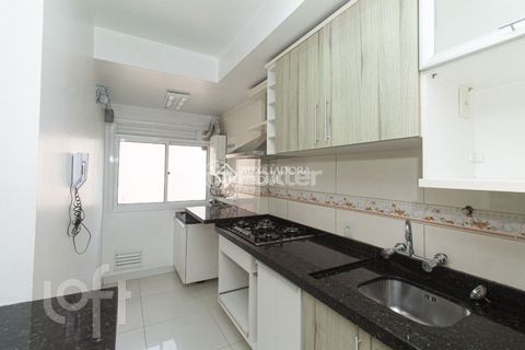Image 6 - 877781