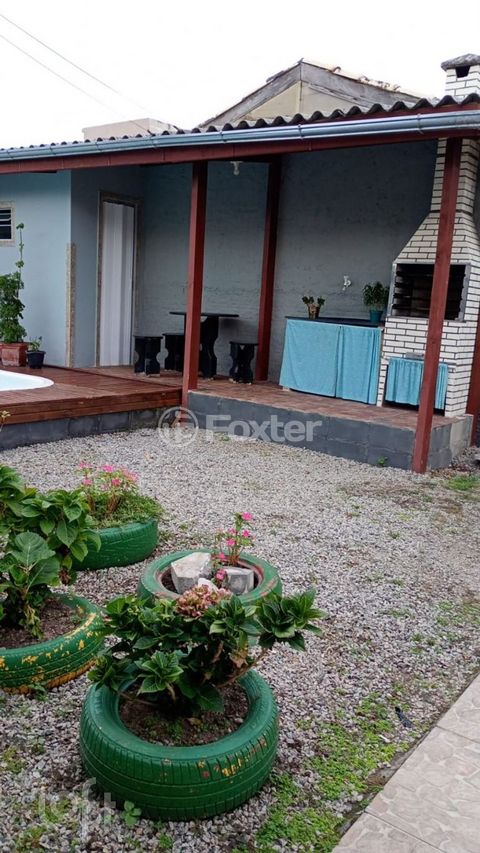 Image 10 - 877839
