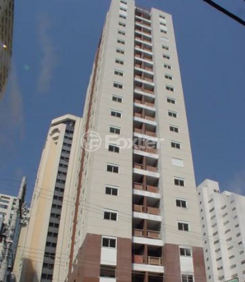 Image 0 - 877862