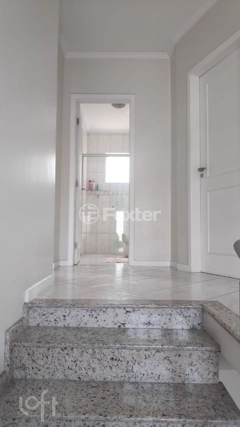 Image 17 - 877866