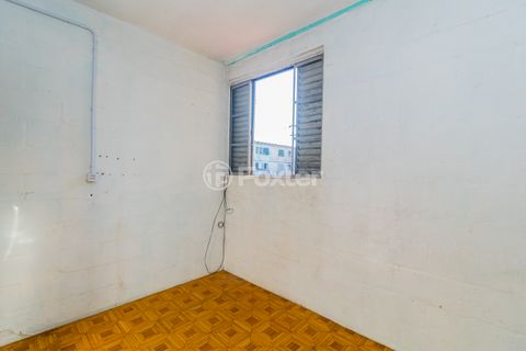 Image 8 - 877869