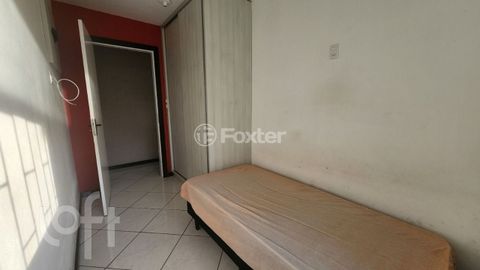 Image 8 - 877874
