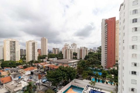 Image 13 - 877877