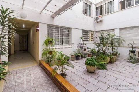 Image 15 - 877889