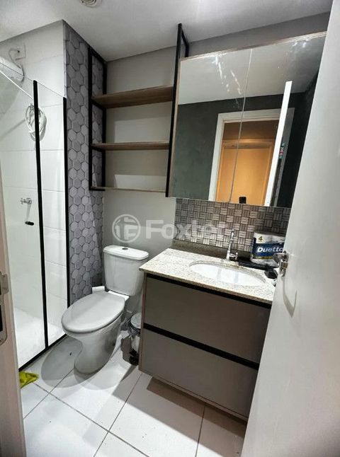 Image 8 - 878013