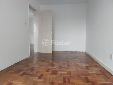 Image 7 - 878021