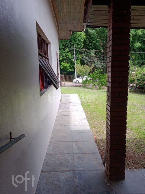 Image 12 - 878048