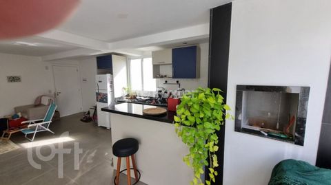 Image 11 - 878053
