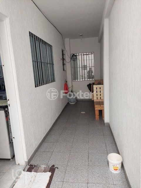 Image 17 - 878066