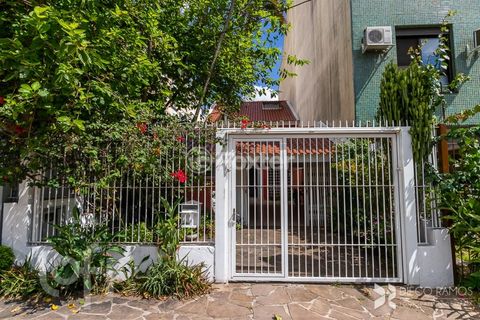 Image 4 - 878068