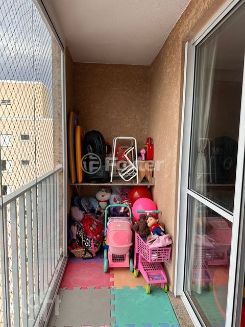 Image 4 - 878072