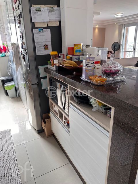 Image 8 - 878072